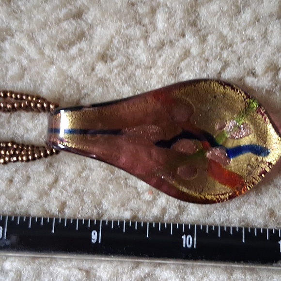 Elegant Multicolor Glass Pendant Necklace - Picture 6 of 6